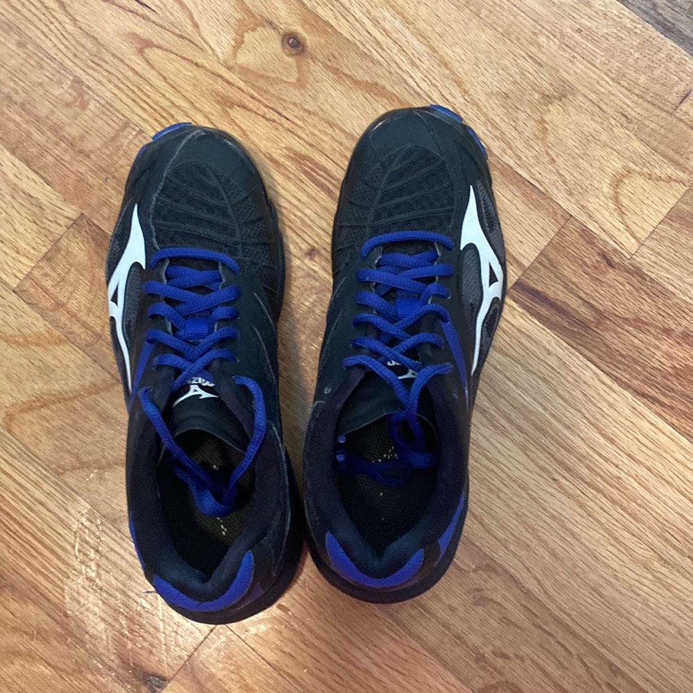 Blue Mizuno Volleyball Shoes Womens Size 6